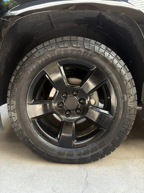 Wheel and tire