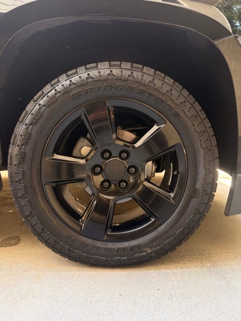 Wheel and tire