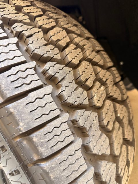 Tire tread