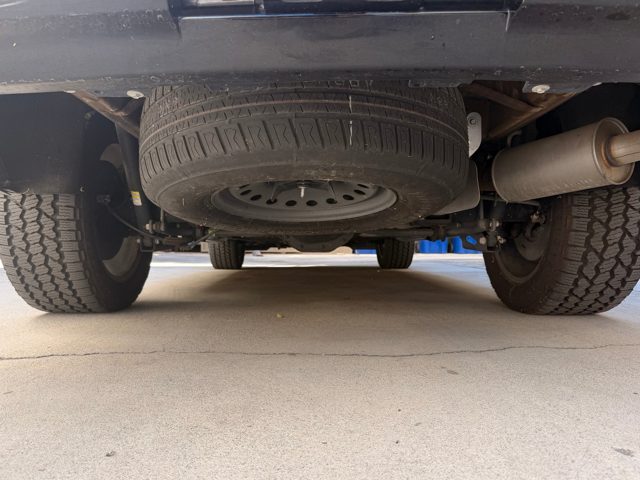 Undercarriage, spare tire